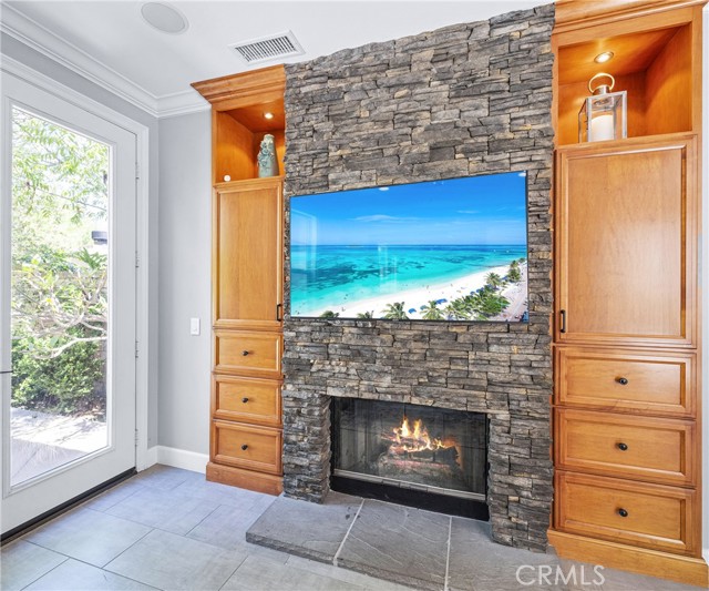 45 Coriander, Irvine CA: https://media.crmls.org/medias/6d90df41-8479-46fa-8102-342049f2471d.jpg