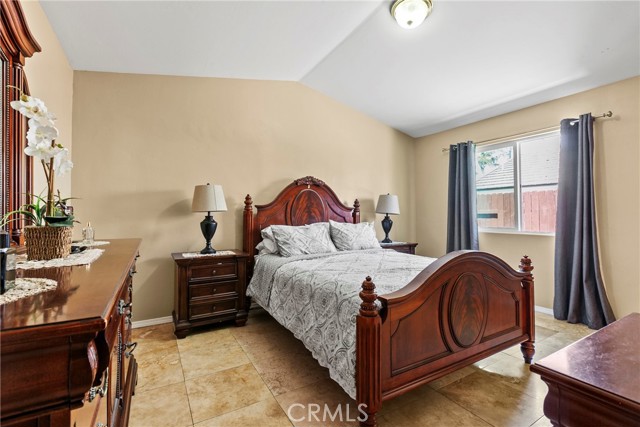 1921 Ybarra Avenue, Santa Maria CA: https://media.crmls.org/medias/6d914f1e-3916-4ce0-860e-6a2d93941bd8.jpg