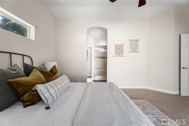 2239 Black Canyon Rd, Ramona CA: https://media.crmls.org/medias/6d92bcff-c042-4e0a-863f-4bf3506bba48.jpg