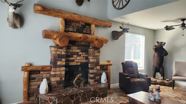 11302 Mantova Avenue, Bakersfield CA: https://media.crmls.org/medias/6d930855-2e2f-4071-abaf-5162654a3683.jpg
