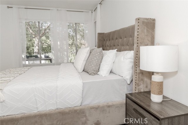 2101 El Arbolita Drive, Glendale CA: https://media.crmls.org/medias/6d931376-41b4-4390-8050-33b8f8d35838.jpg