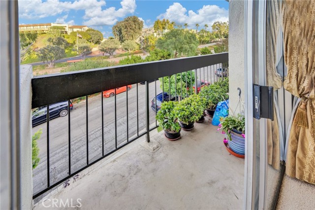 28121 Highridge Road, Rancho Palos Verdes, California 90275, 1 Bedroom Bedrooms, ,1 BathroomBathrooms,Residential,Sold,Highridge,PV22000282
