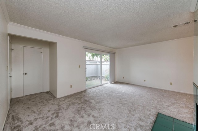 Detail Gallery Image 9 of 42 For 4504 N Valentine Ave #132,  Fresno,  CA 93722 - 1 Beds | 1 Baths