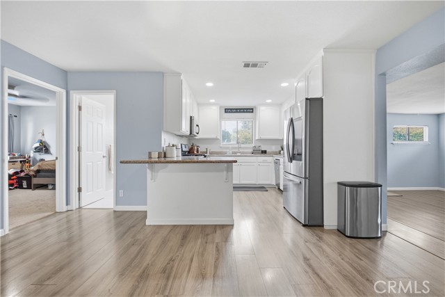 Detail Gallery Image 8 of 32 For 2371 3rd, Atwater,  CA 95301 - 3 Beds | 2 Baths