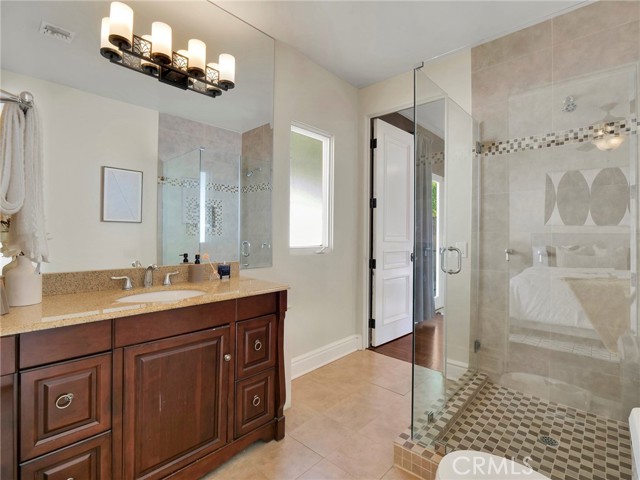 Detail Gallery Image 38 of 60 For 4862 Galendo St, Woodland Hills,  CA 91364 - 6 Beds | 6 Baths
