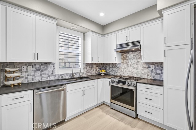 29 Hinterland Way, Ladera Ranch CA: https://media.crmls.org/medias/6d972c29-853f-47d3-859b-2e94b109f0dd.jpg