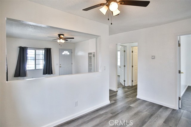 Detail Gallery Image 9 of 27 For 2154 E. 14th St, Long Beach,  CA 90804 - 2 Beds | 1 Baths