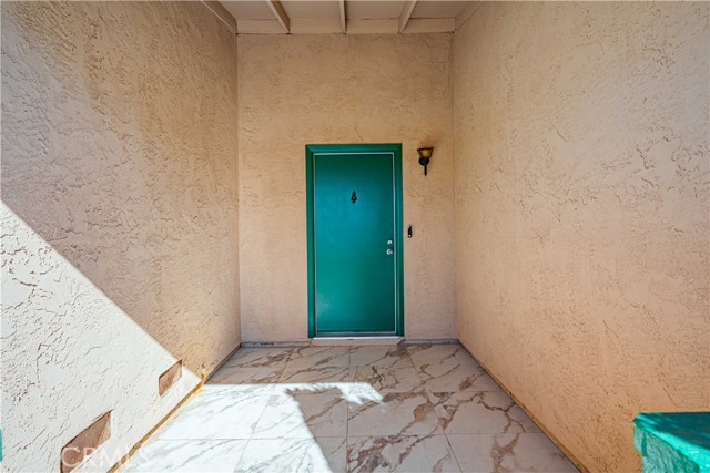 Detail Gallery Image 4 of 26 For 2222 Cristobal Ave, Hemet,  CA 92545 - 2 Beds | 2 Baths