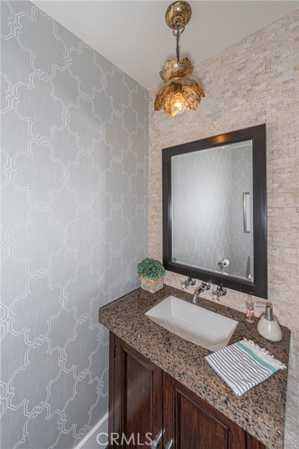 1930 Port Bishop Place, Newport Beach CA: https://media.crmls.org/medias/6d97b448-e019-43bf-8ebe-3dde692c520b.jpg