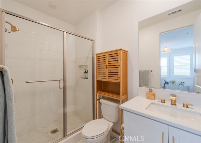 Detail Gallery Image 32 of 49 For 9672 Dawning Dr, Huntington Beach,  CA 92646 - 5 Beds | 4/1 Baths