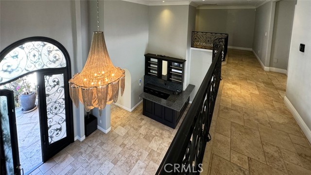 Detail Gallery Image 8 of 26 For 2959 N Beverly Glen Cir, Los Angeles,  CA 90077 - 5 Beds | 5/2 Baths