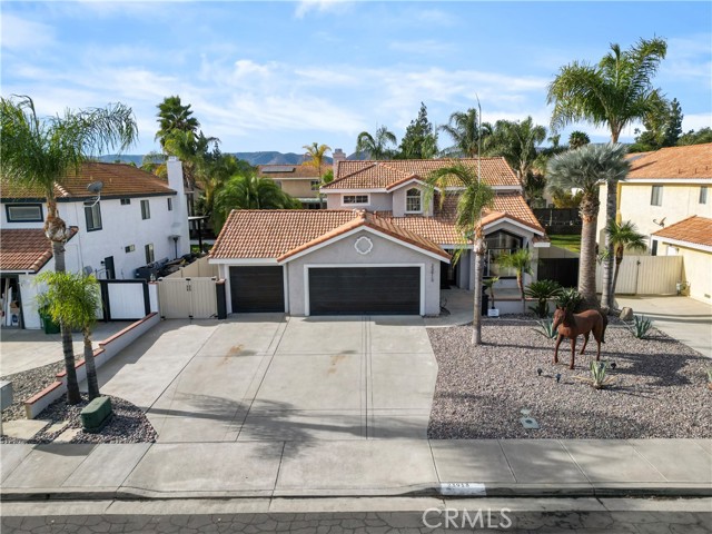 Detail Gallery Image 2 of 51 For 23913 Constantine Dr, Murrieta,  CA 92562 - 4 Beds | 2/1 Baths