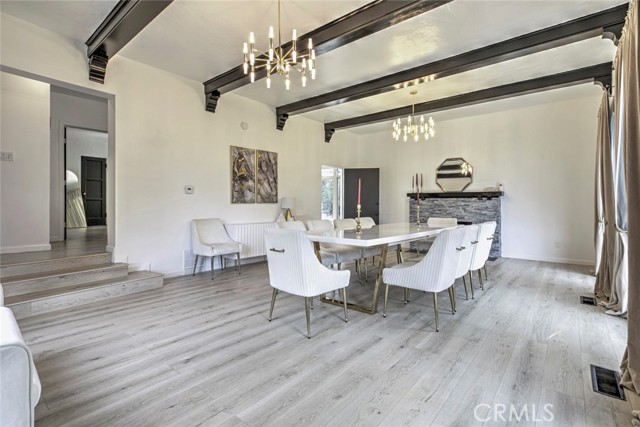 Detail Gallery Image 5 of 59 For 606 Galer Pl, Glendale,  CA 91206 - 4 Beds | 3 Baths