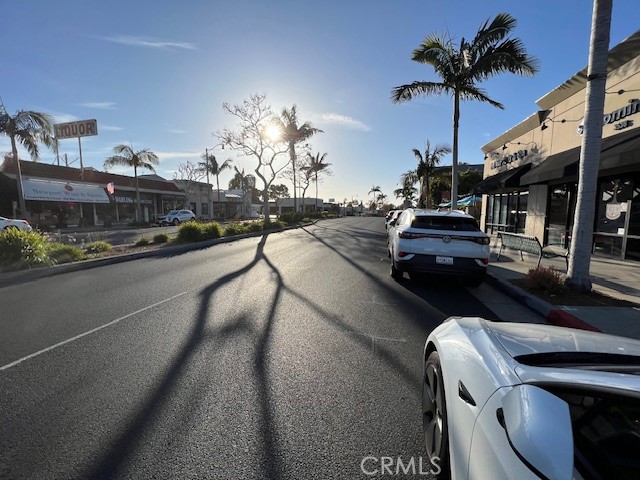 Detail Gallery Image 58 of 65 For 608 Heliotrope, Corona Del Mar,  CA 92625 - 4 Beds | 4 Baths