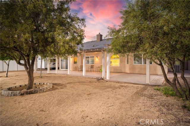 18463 Orange Street, Hesperia CA: https://media.crmls.org/medias/6d9b0b42-3712-4465-a0f0-05ffd077f54a.jpg