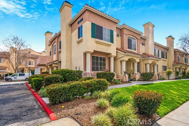 Detail Gallery Image 1 of 1 For 18106 Flynn Dr #4401,  Canyon Country,  CA 91387 - 2 Beds | 2 Baths