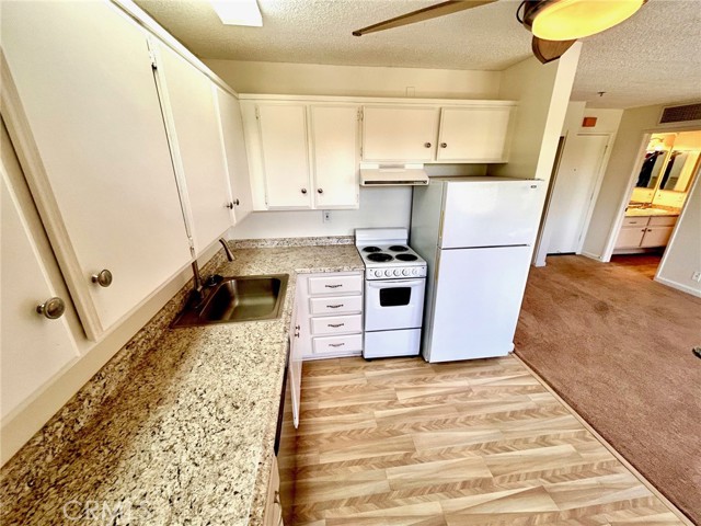 Detail Gallery Image 3 of 12 For 351 N Ford Ave #232,  Fullerton,  CA 92832 - 1 Beds | 1 Baths