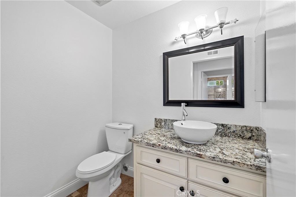 MLS #OC25257462 image #14