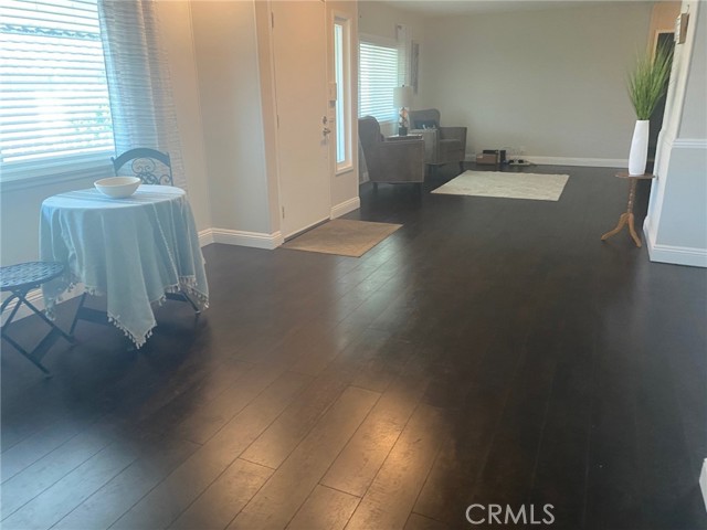 10210 Baseline, Alta Loma CA: https://media.crmls.org/medias/6d9e83a6-fdf4-41a2-91e2-b9b230f0e29c.jpg