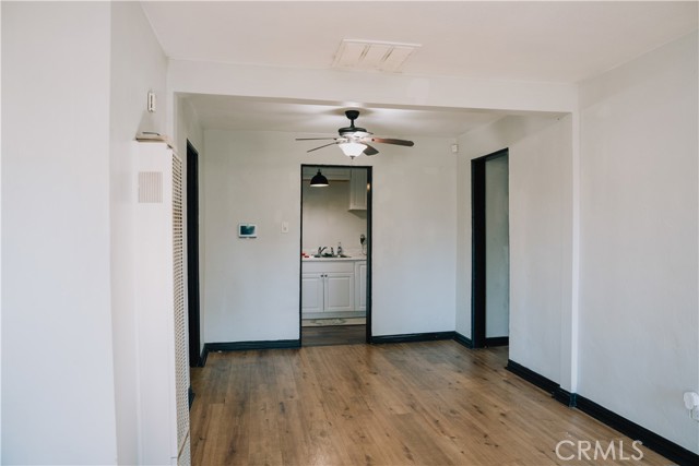 Detail Gallery Image 10 of 14 For 2795 Pleasant St, Riverside,  CA 92507 - 4 Beds | 2 Baths