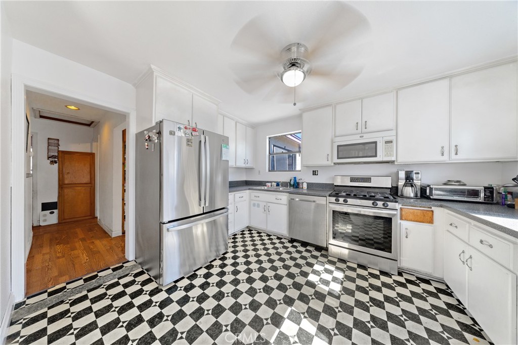 6D9Fb21F 36F0 491C B813 Aae462F9378E 5944 Blackthorne, Lakewood, Ca 90712 &Lt;Span Style='BackgroundColor:transparent;Padding:0Px;'&Gt; &Lt;Small&Gt; &Lt;I&Gt; &Lt;/I&Gt; &Lt;/Small&Gt;&Lt;/Span&Gt;