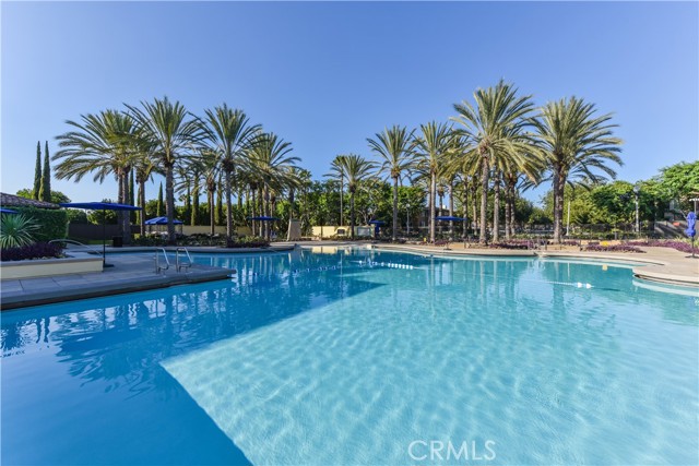 80 Great, Irvine CA: https://media.crmls.org/medias/6d9fb8ba-6130-410c-8330-0c6564e87e9f.jpg