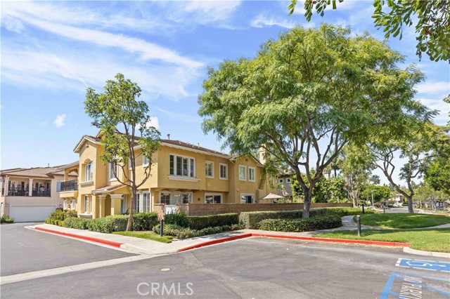 16 Carnation, Irvine, California 92618, 3 Bedrooms Bedrooms, ,2 BathroomsBathrooms,Condominium,For Sale,Carnation,OC24137568