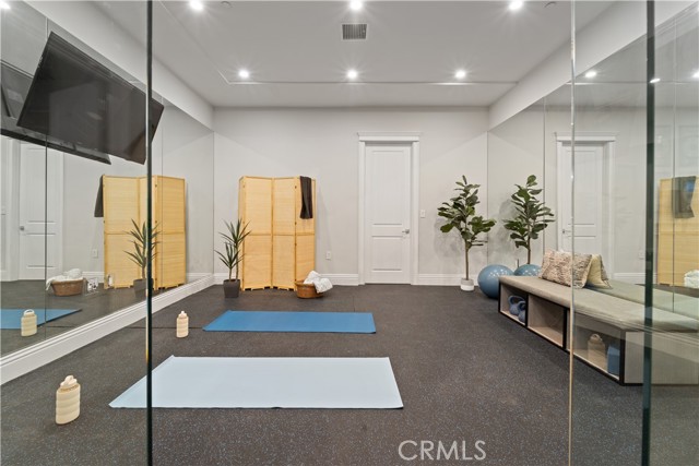 17528 Jayden Lane, Encino CA: https://media.crmls.org/medias/6da10aa6-9bfb-4d6c-9e0f-ea1da4312bf9.jpg