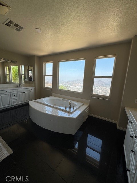 Detail Gallery Image 51 of 53 For 16034 Skyridge Dr, Riverside,  CA 92509 - 4 Beds | 4 Baths
