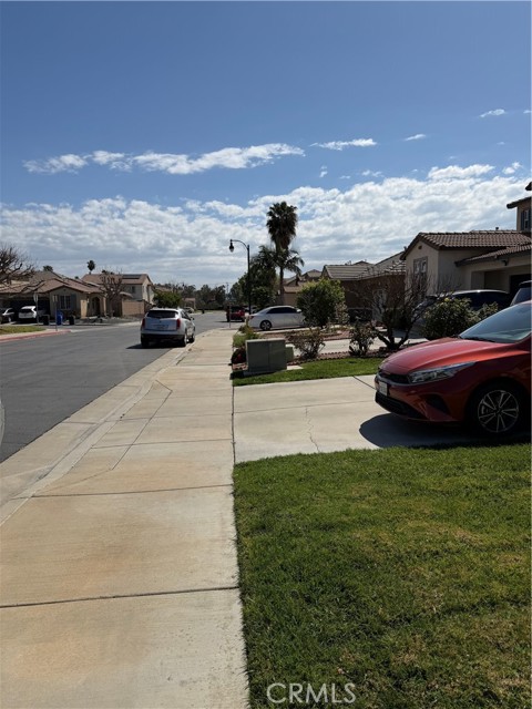 Detail Gallery Image 5 of 5 For 16521 Sedona St, Lake Elsinore,  CA 92530 - 4 Beds | 3 Baths