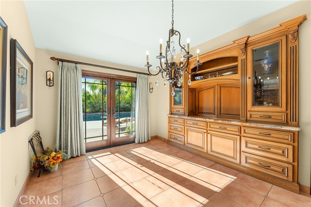 1632 Country Club Drive, Redlands CA: https://media.crmls.org/medias/6da1b96e-d478-4d7e-901d-cc187ae91c49.jpg