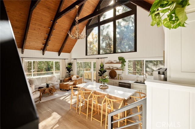 Detail Gallery Image 26 of 59 For 300 Pioneer, Lake Arrowhead,  CA 92352 - 5 Beds | 2/1 Baths