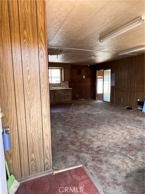 13507 Raven Street, Sylmar CA: https://media.crmls.org/medias/6da220f3-8fb4-402c-8d97-44a501cb5cd9.jpg