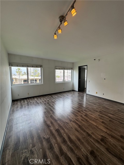 Detail Gallery Image 4 of 34 For 525 E Seaside Way #310,  Long Beach,  CA 90802 - 1 Beds | 1 Baths