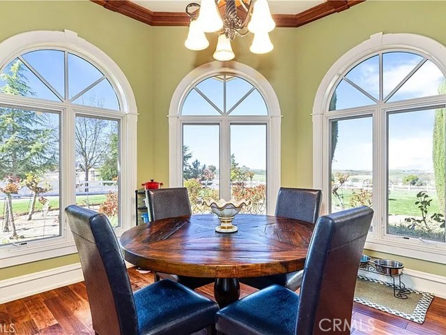 Detail Gallery Image 16 of 75 For 5315 El Pomar Drive, Templeton,  CA 93465 - 7 Beds | 5/2 Baths