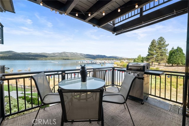 Detail Gallery Image 1 of 1 For 40670 Big Bear Bld 3(203),  Big Bear Lake,  CA 92315 - 3 Beds | 3 Baths