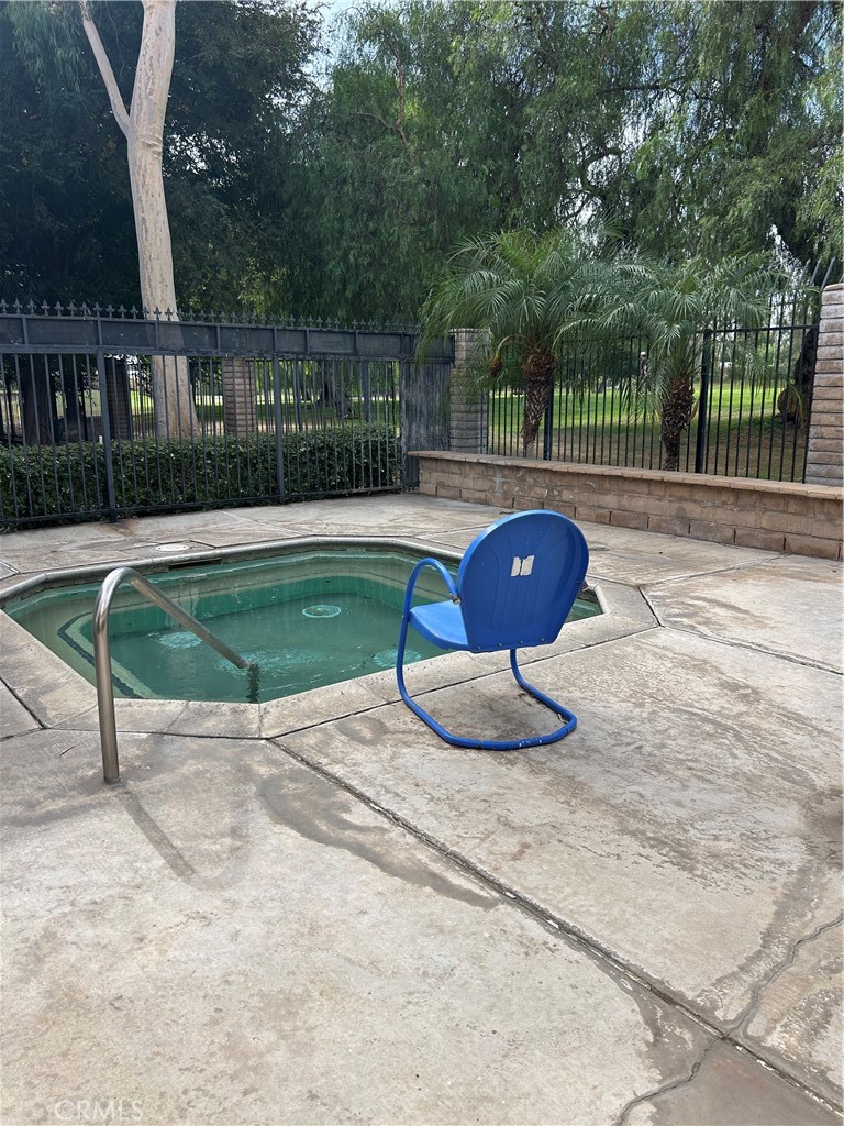 MLS #IV25258392 image #24