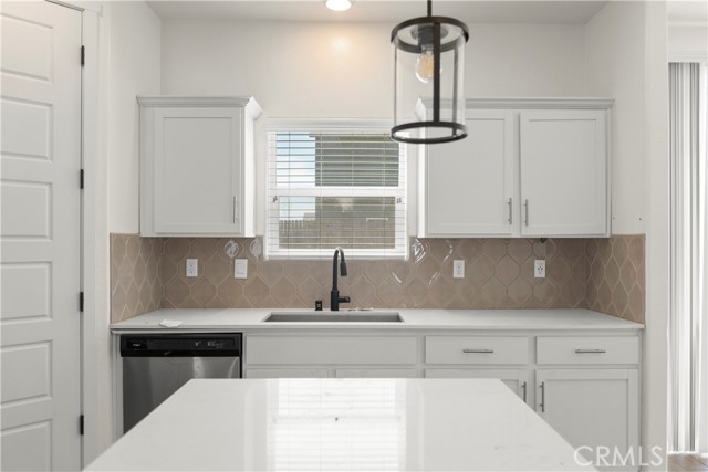Detail Gallery Image 20 of 36 For 5903 Cardano Ave, Bakersfield,  CA 93313 - 5 Beds | 3 Baths