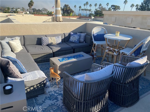 Roof top deck with peek a boo ocean and white water views