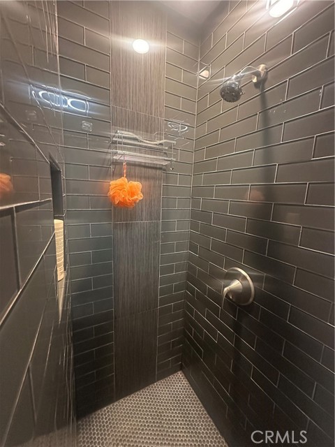 Detail Gallery Image 4 of 10 For 12524 Monte Vista Ave. #B,  Chino,  CA 91710 - 1 Beds | 1 Baths