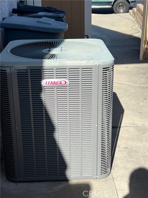 Image 5 of 59 For 21903 Strawberry