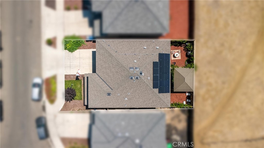 https://media.crmls.org/medias/6da51a6d-e906-4b4e-af78-2154d13608d8.jpg?preset=X-Large