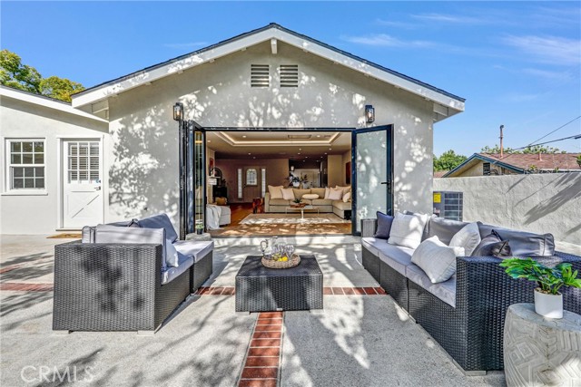 1035 Medford Road, Pasadena CA: https://media.crmls.org/medias/6da52b78-775e-49a3-971a-3d61181695b0.jpg
