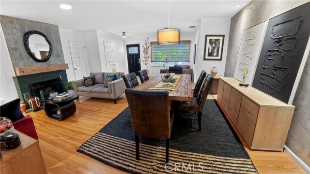 Detail Gallery Image 18 of 34 For 924 Irving Dr, Burbank,  CA 91504 - 4 Beds | 3 Baths