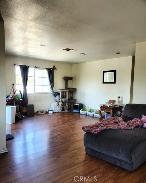 Detail Gallery Image 16 of 25 For 3602 Randolph, Bell,  CA 90201 - – Beds | – Baths