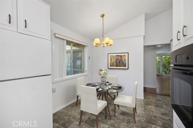 Detail Gallery Image 12 of 40 For 542 via Estrada a,  Laguna Woods,  CA 92637 - 2 Beds | 2 Baths
