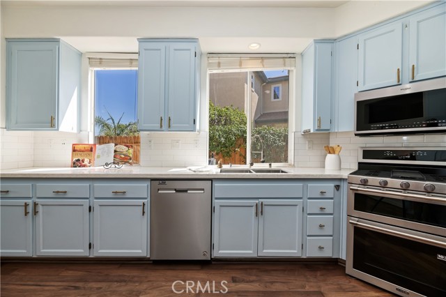 Detail Gallery Image 23 of 61 For 493 Poets Square, Fallbrook,  CA 92028 - 3 Beds | 2/1 Baths