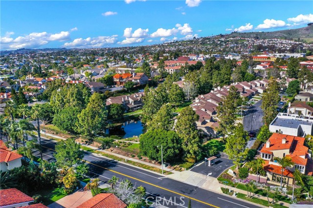 Detail Gallery Image 46 of 50 For 27112 Mill Pond #2,  Dana Point,  CA 92624 - 2 Beds | 2/1 Baths