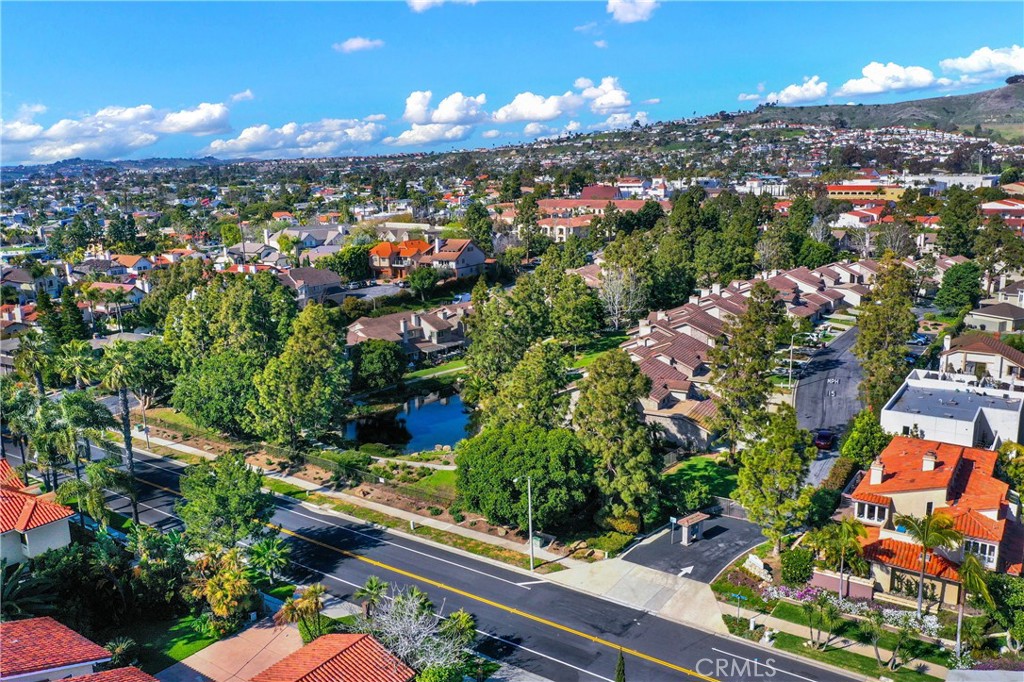 MLS #OC25249713 image #45