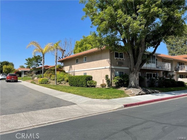 2154 Ronda Granada, Laguna Woods CA: https://media.crmls.org/medias/6da82d87-dd55-4310-b13d-61e1ef7421a1.jpg